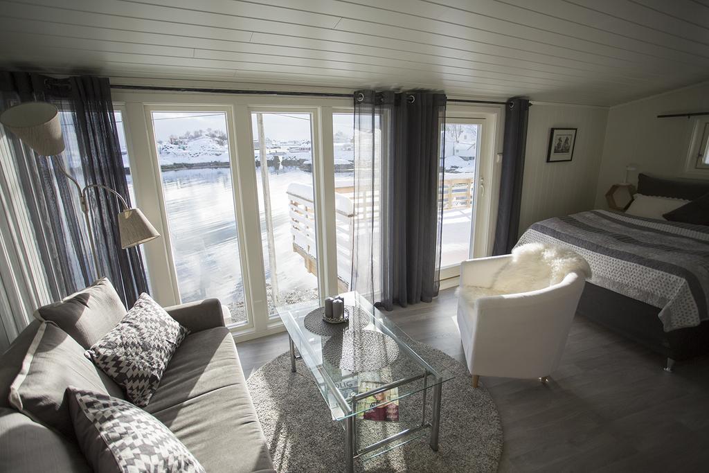 Aabor Buene-svolvaer *